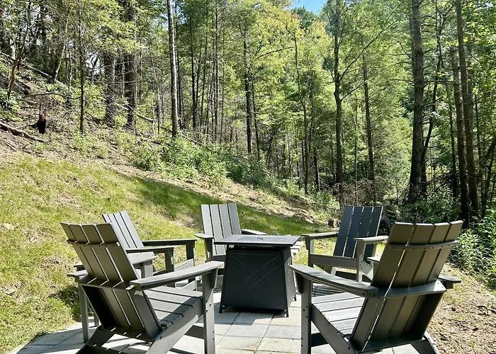 Hawks Nest Mountain Cabin